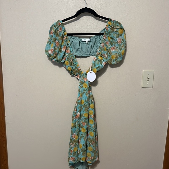 Revolve More To Come‎ Marlene Cut Out Dress in Green Floral Size Medium NWT - Picture 3 of 8